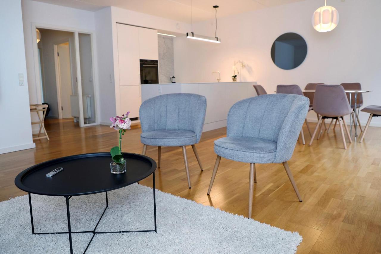 Scandi-Hygge 2 Bedroom Apartment In Charming Christianshavn Köpenhamn Exteriör bild