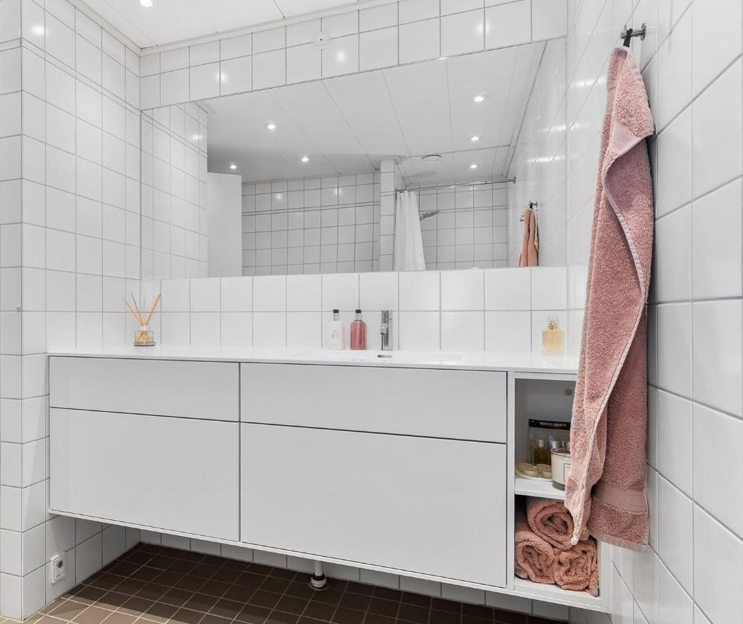 Scandi-Hygge 2 Bedroom Apartment In Charming Christianshavn Köpenhamn Exteriör bild